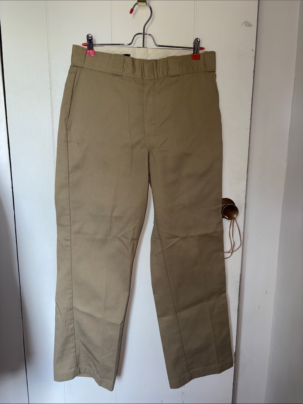 Men's Dickies 32x30 Classic Straight-Fit Khaki Pants
